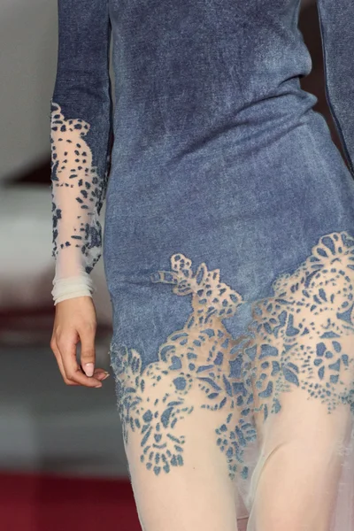 Look 13